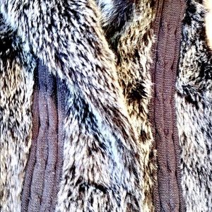 Vest with Faux fur